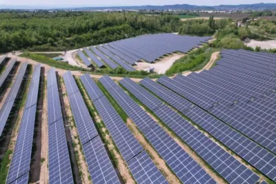 Parc solaire avec une puissance totale de 5 MWc